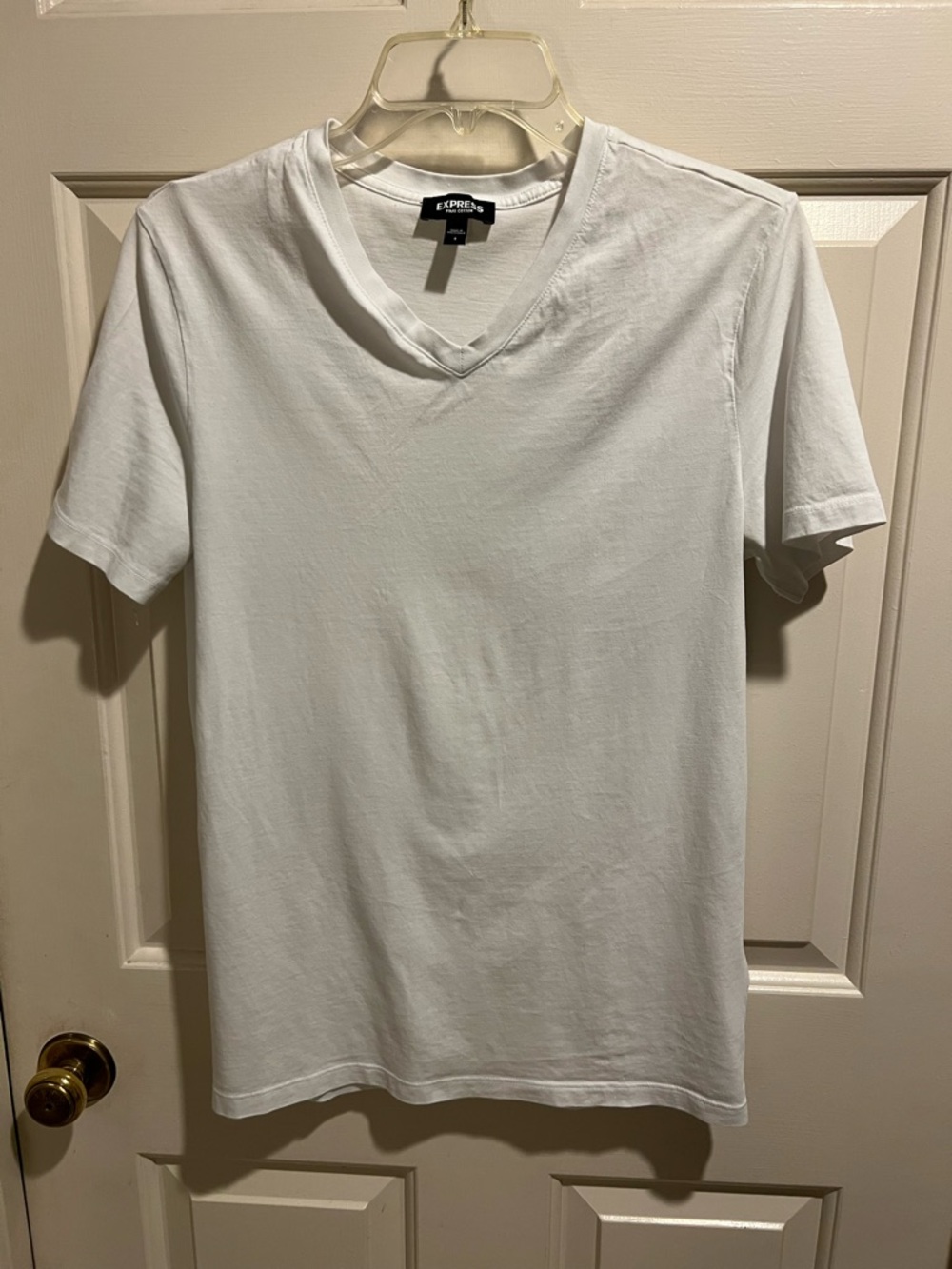 Express Men’s White V-Neck Tee